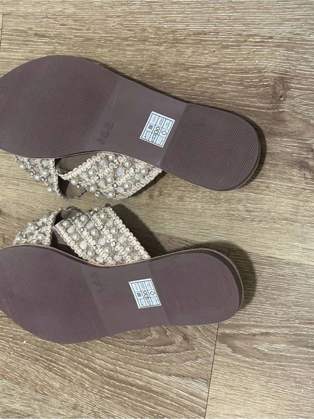 Source Unknown Pearl-Embellished Beige Slide Sandals - Picture 2 of 2